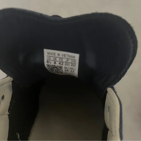 Adidas Samba Men’s US 8.5 - Picture 9 of 9